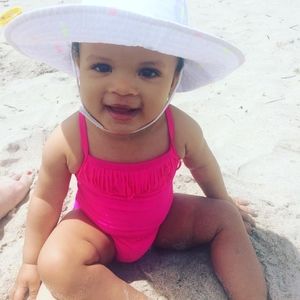 Meet your Posher, Gregory